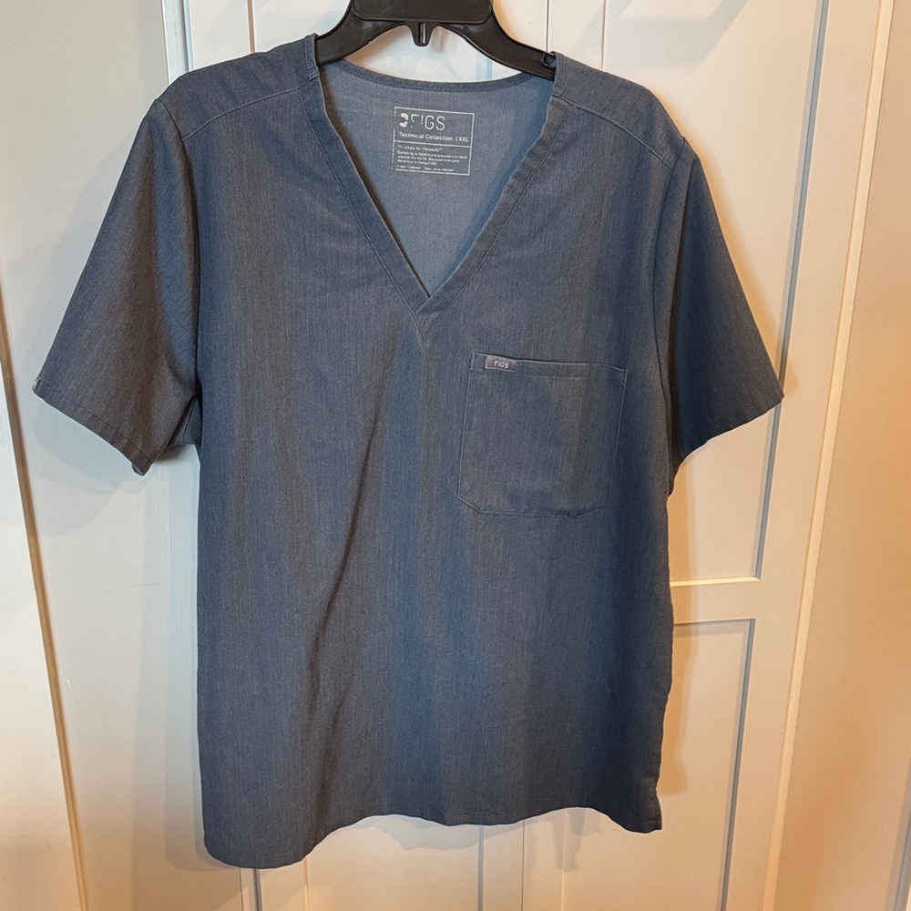 Figs Gray V-Neck Short Sleeve Tee